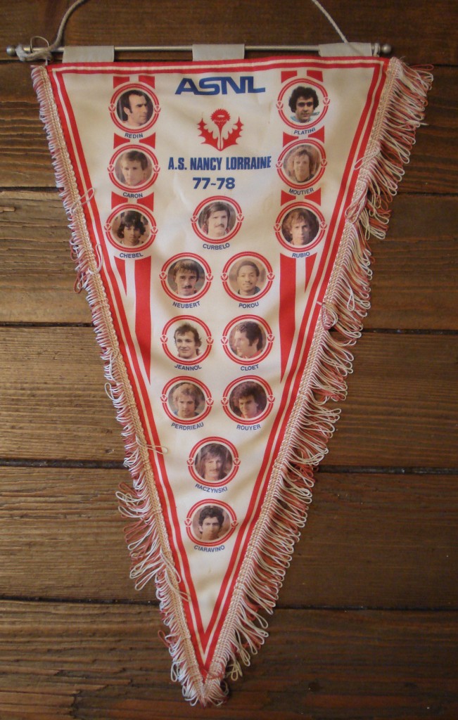 Fanion (Pennant) Football – Nancy Lorraine – Club Français – Décoration Murale, Supporter – Neuf Ou Occasion